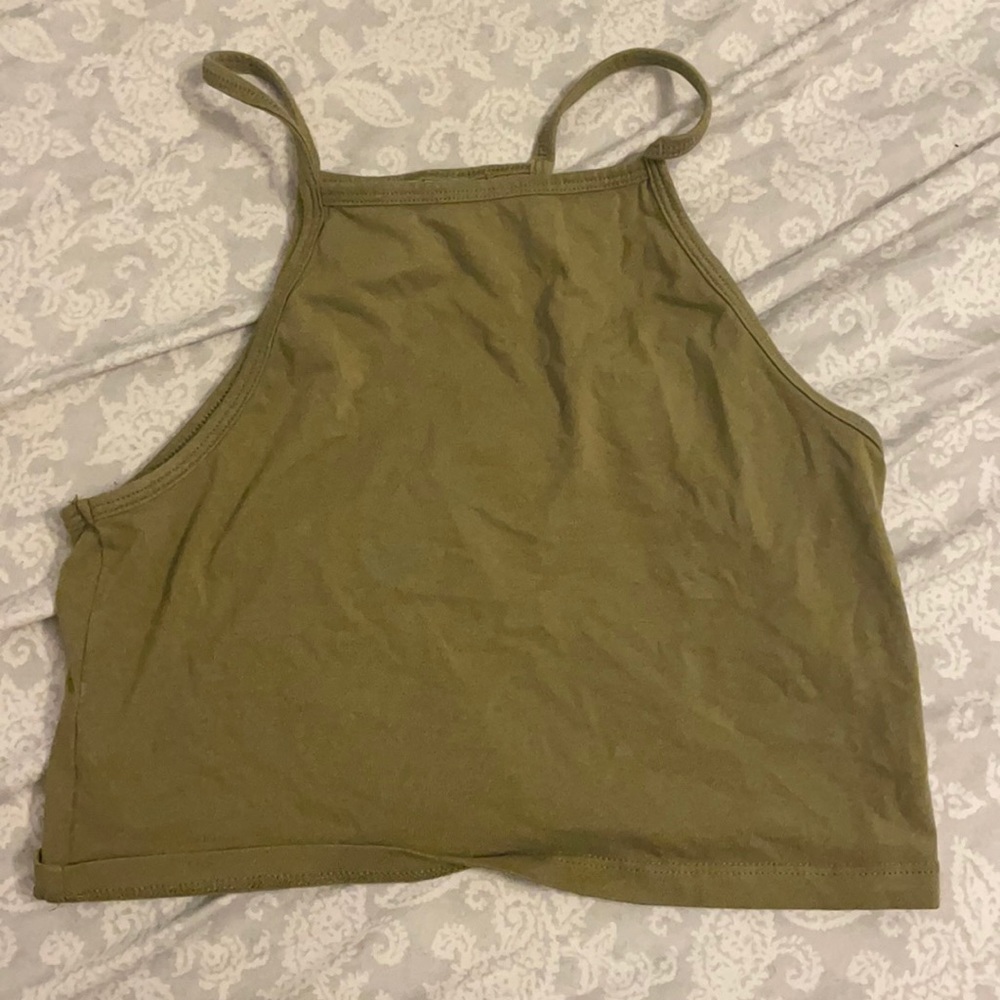 crop top